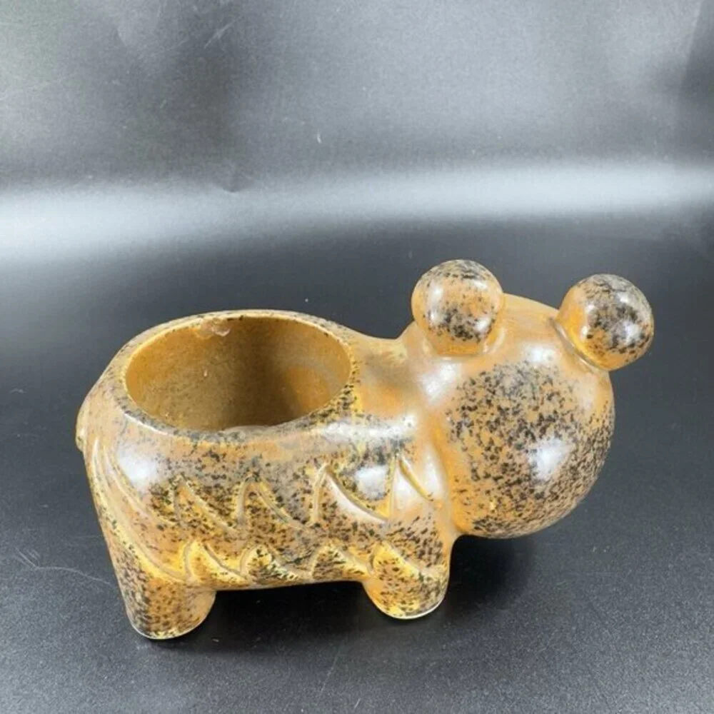 Takahashi San Francisco Hippopotamus Bear Animal Figurine‎ Candle Holder Planter